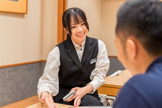 京すいしん 正社員の仕事風景