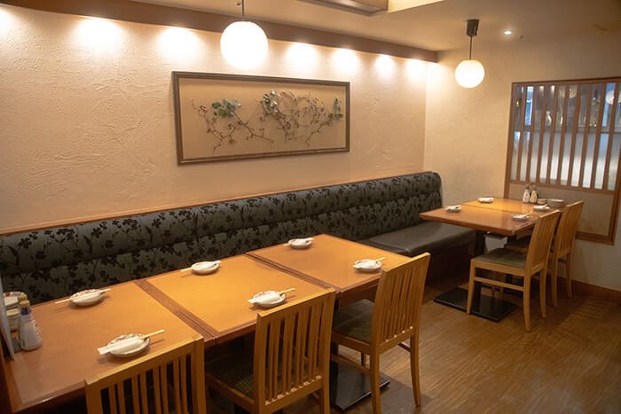 いろはかるた 京都駅前店の内観