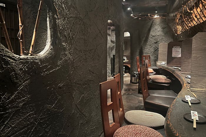 串・肉・寿司 酒場ごはん すみかの内観